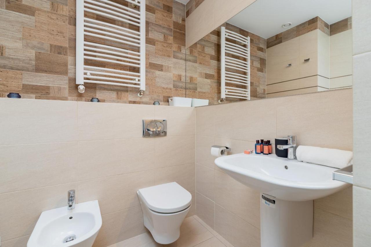 Politechnika Krakowska Apartment By Renters Prestige Zewnętrze zdjęcie